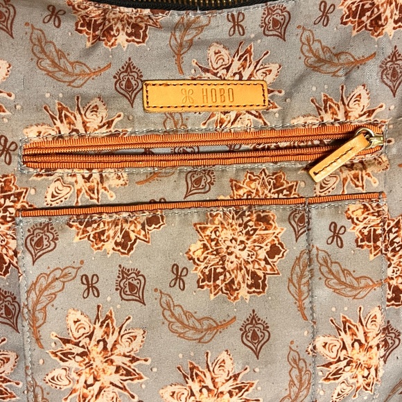 HOBO SERRA SHOULDER BAG black - Picture 4 of 9